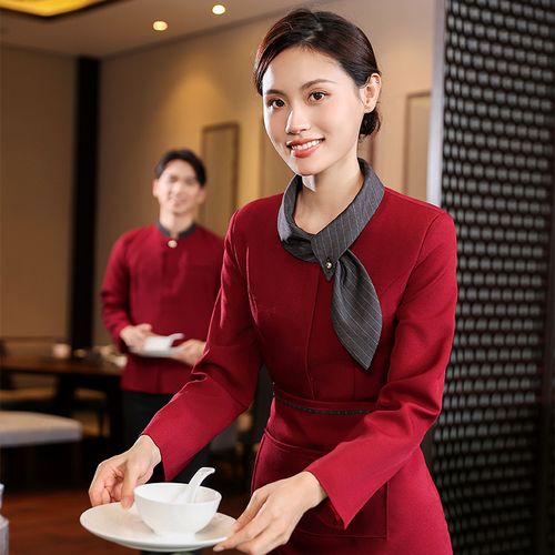 端庄雅致，服务新风尚 秋冬中式宴会厅女服务员套装设计解析