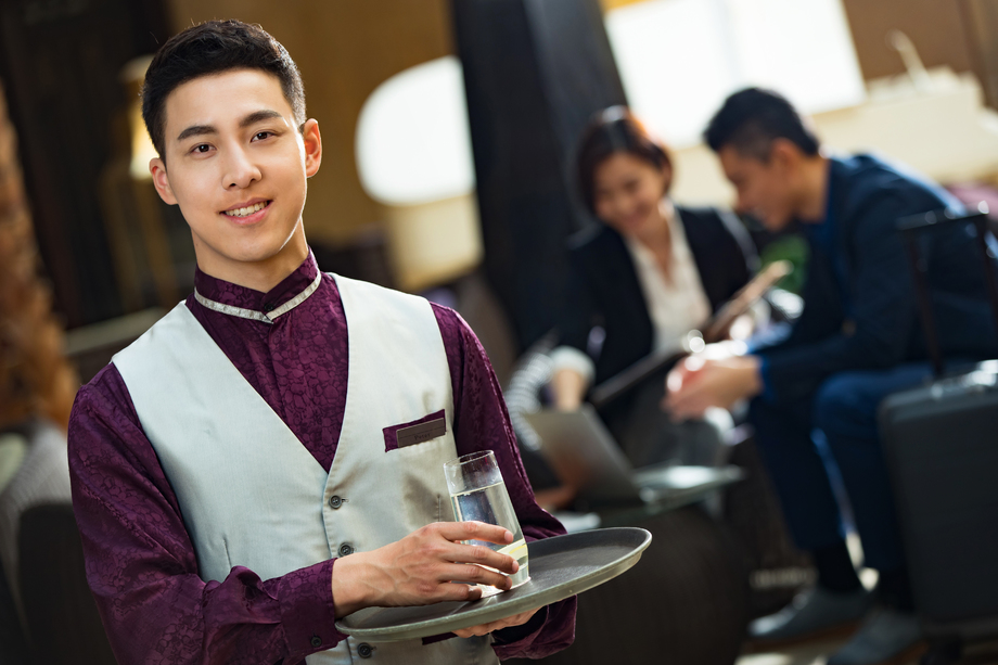 酒店餐饮服务员的职责与素养